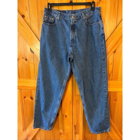 Vintage Levi's 560 Jeans Loose Fit Straight Leg Medium Wash Size 16 (5470) - Picture 1 of 7